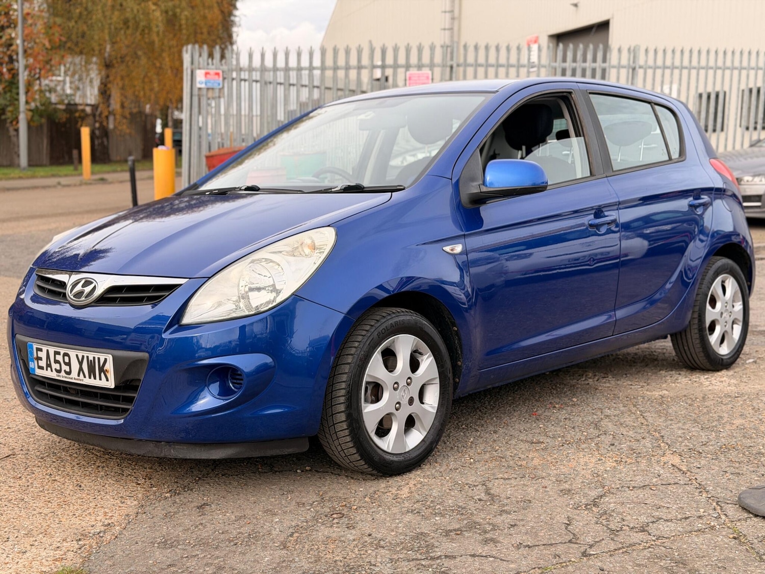 Used Hyundai i20 2009 for sale - 76887288: Photo 3