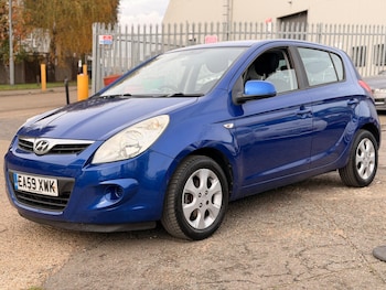 Used Hyundai i20 2009 for sale - 76887288: Photo