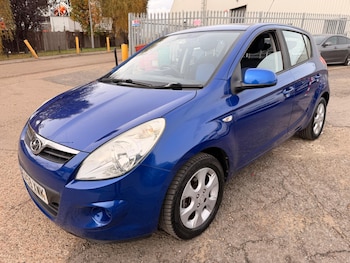 Used Hyundai i20 2009 for sale - 76887288: Photo