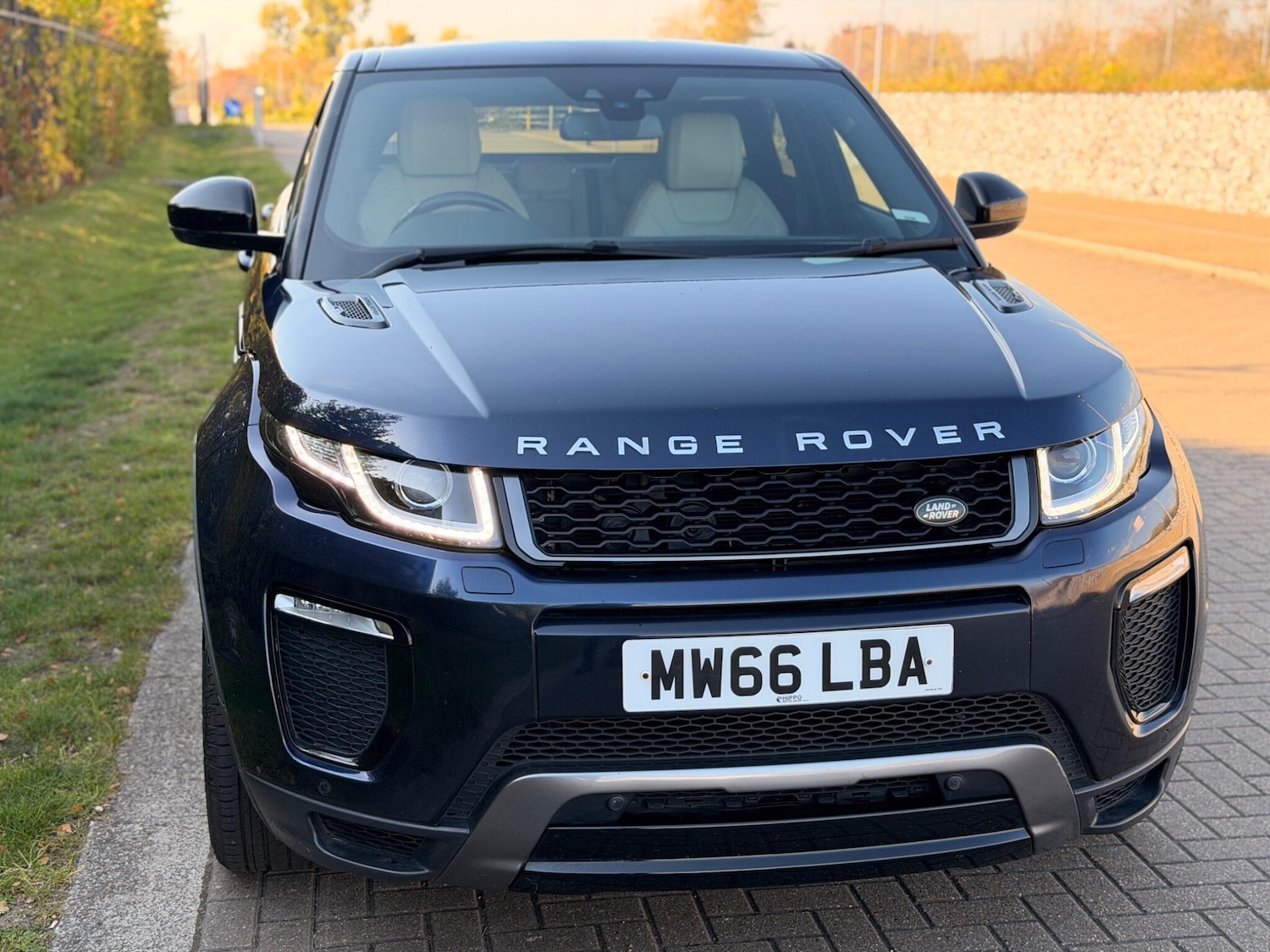 Used Land Rover Range Rover Evoque 2016 for sale - 76136289: Photo 12