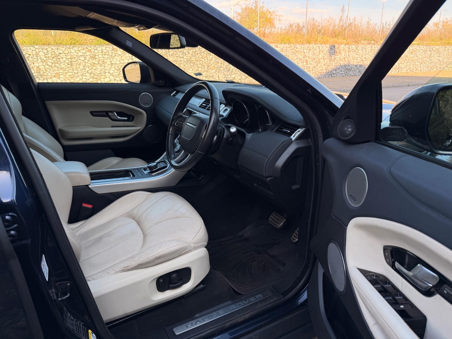 Used Land Rover Range Rover Evoque 2016 for sale - 76136289: Photo 18