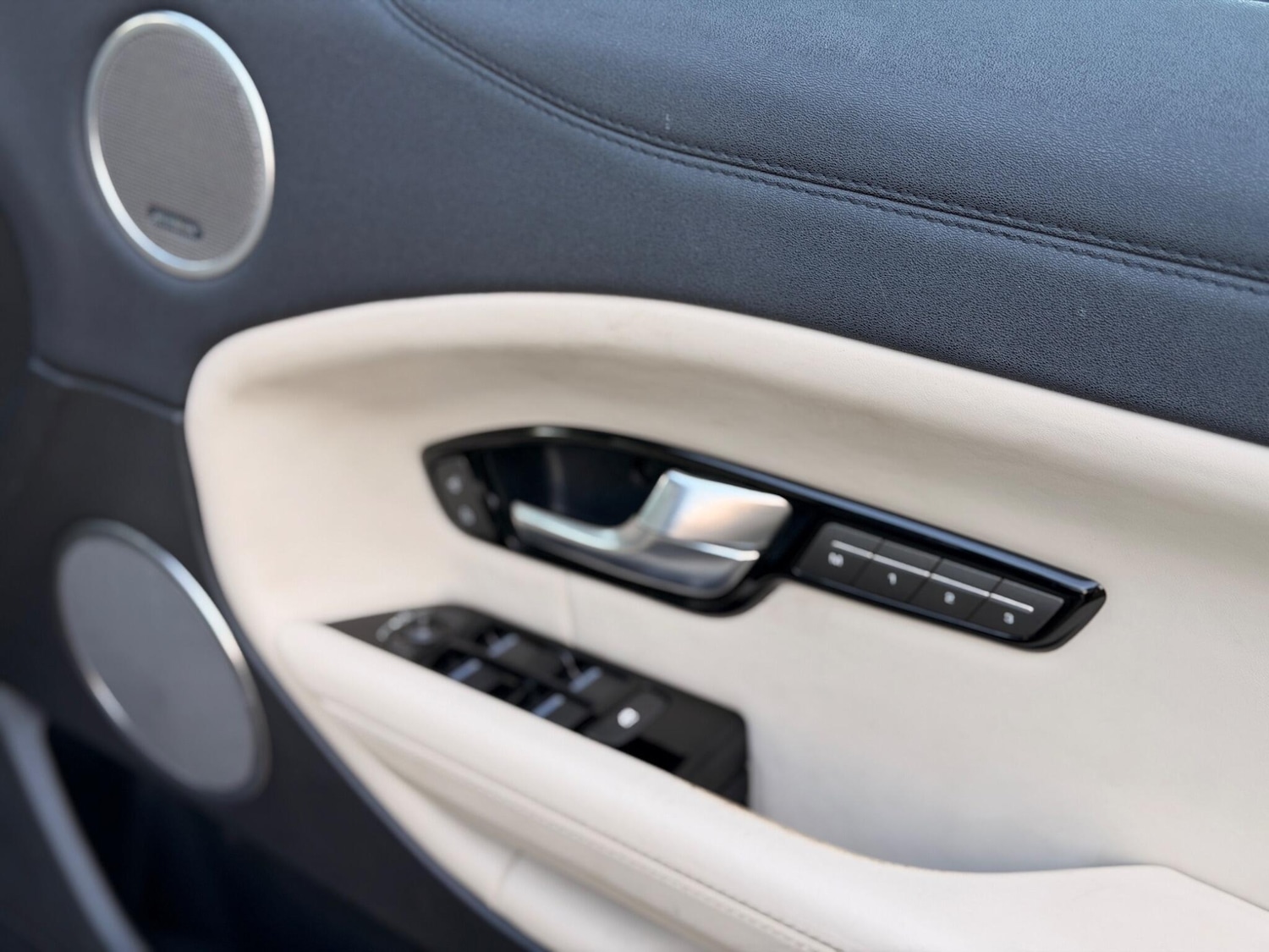 Used Land Rover Range Rover Evoque 2016 for sale - 76136289: Photo 21