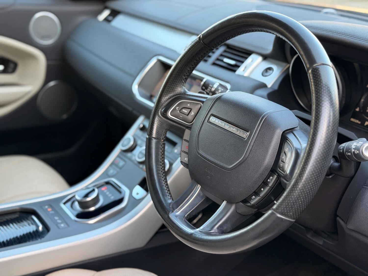 Used Land Rover Range Rover Evoque 2016 for sale - 76136289: Photo 22