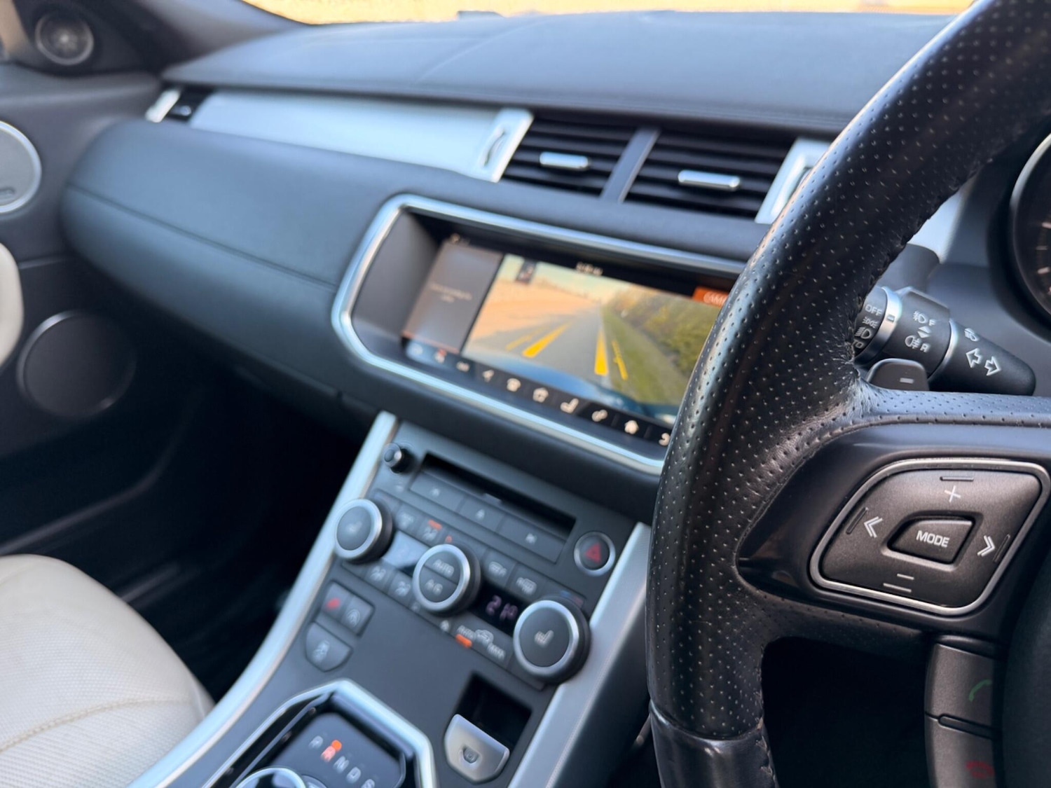 Used Land Rover Range Rover Evoque 2016 for sale - 76136289: Photo 26