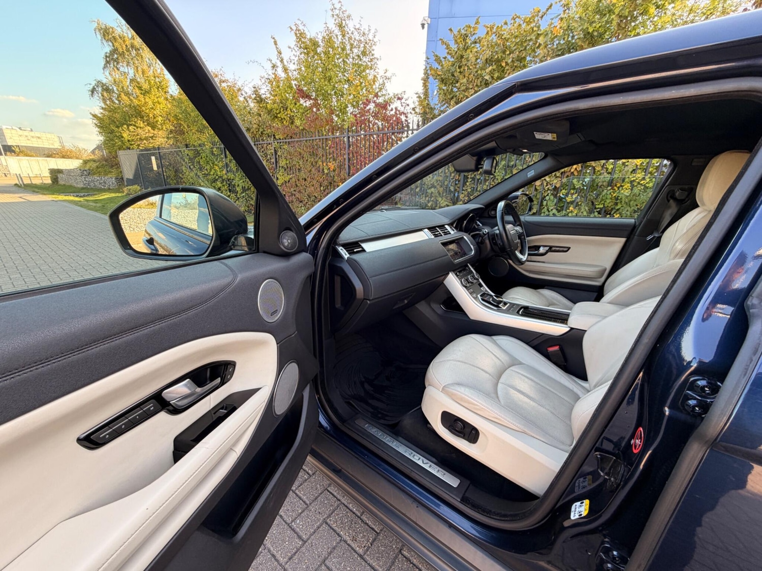 Used Land Rover Range Rover Evoque 2016 for sale - 76136289: Photo 27