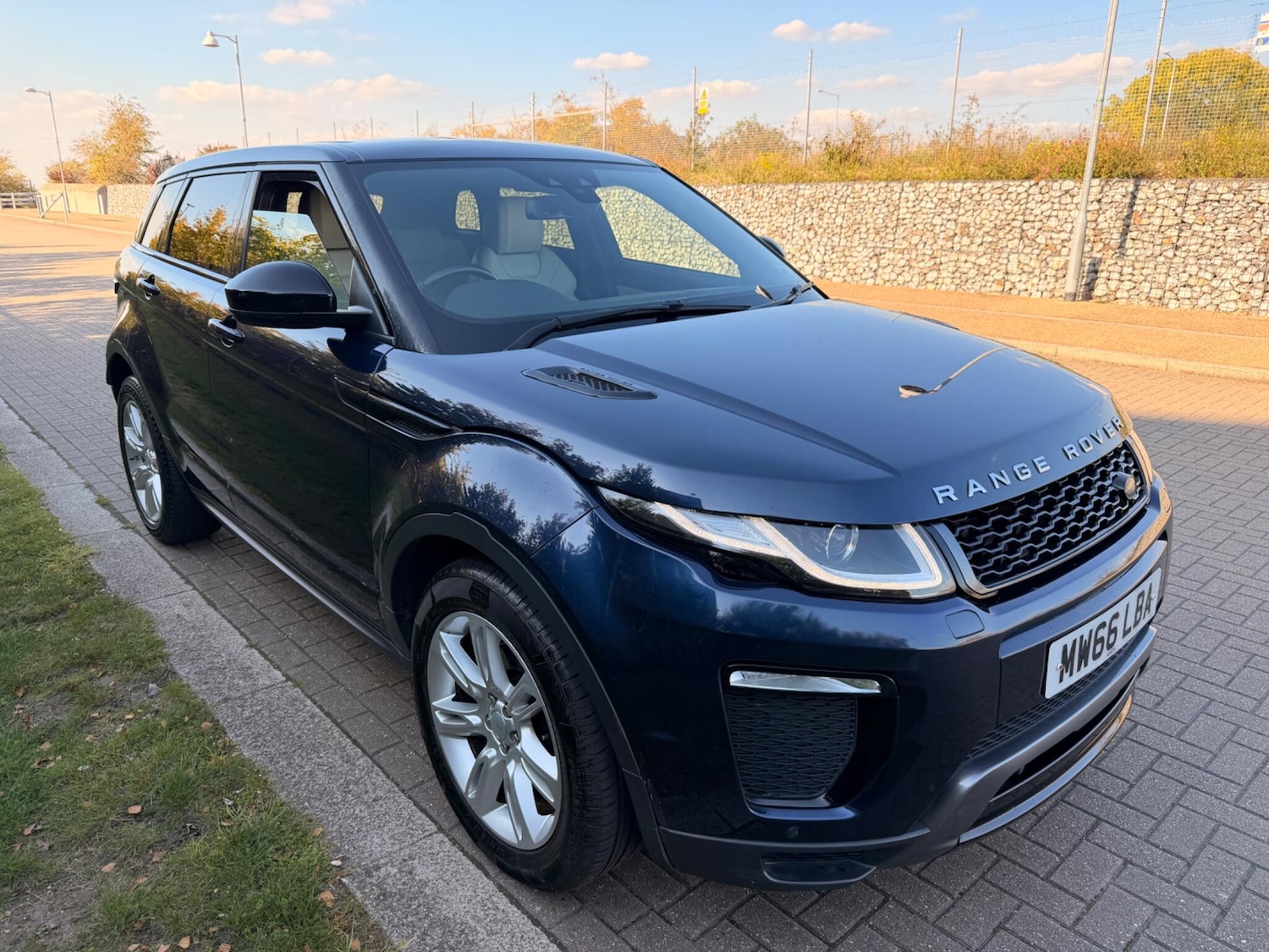 Used Land Rover Range Rover Evoque 2016 for sale - 76136289: Photo 30