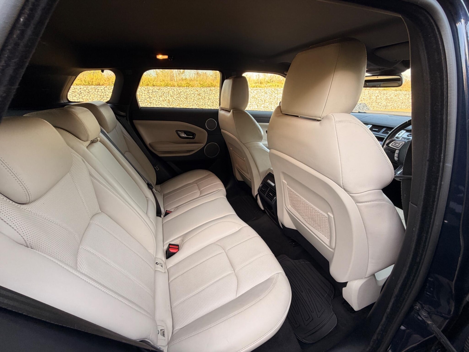 Used Land Rover Range Rover Evoque 2016 for sale - 76136289: Photo 34