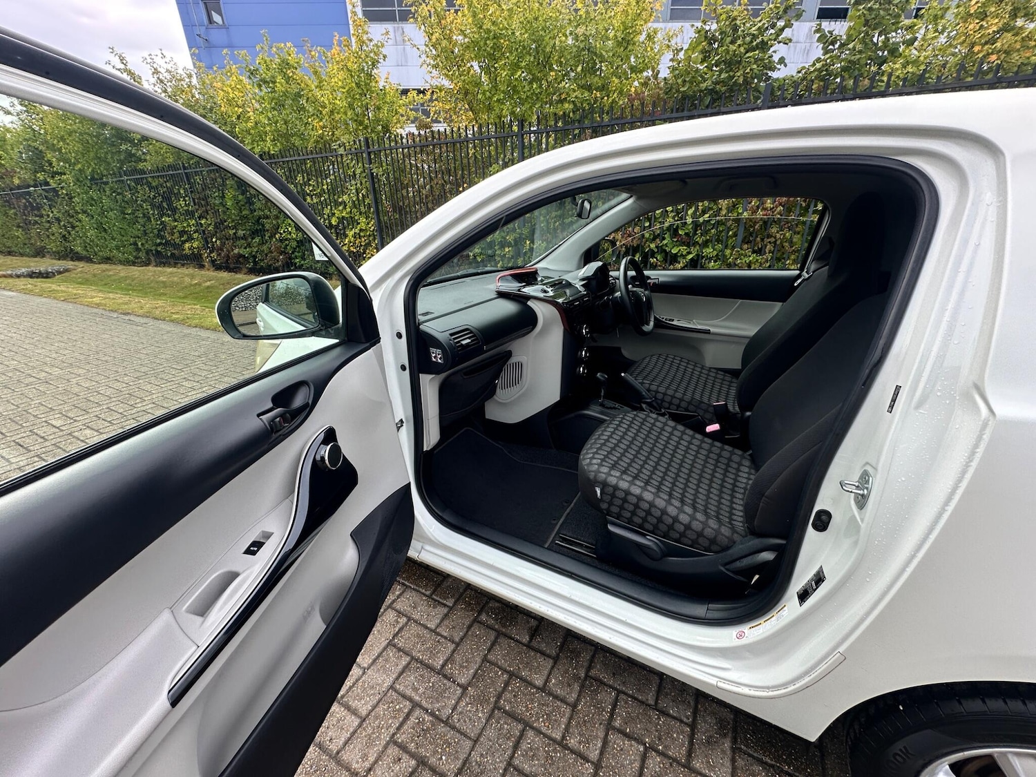 Vehicle 27