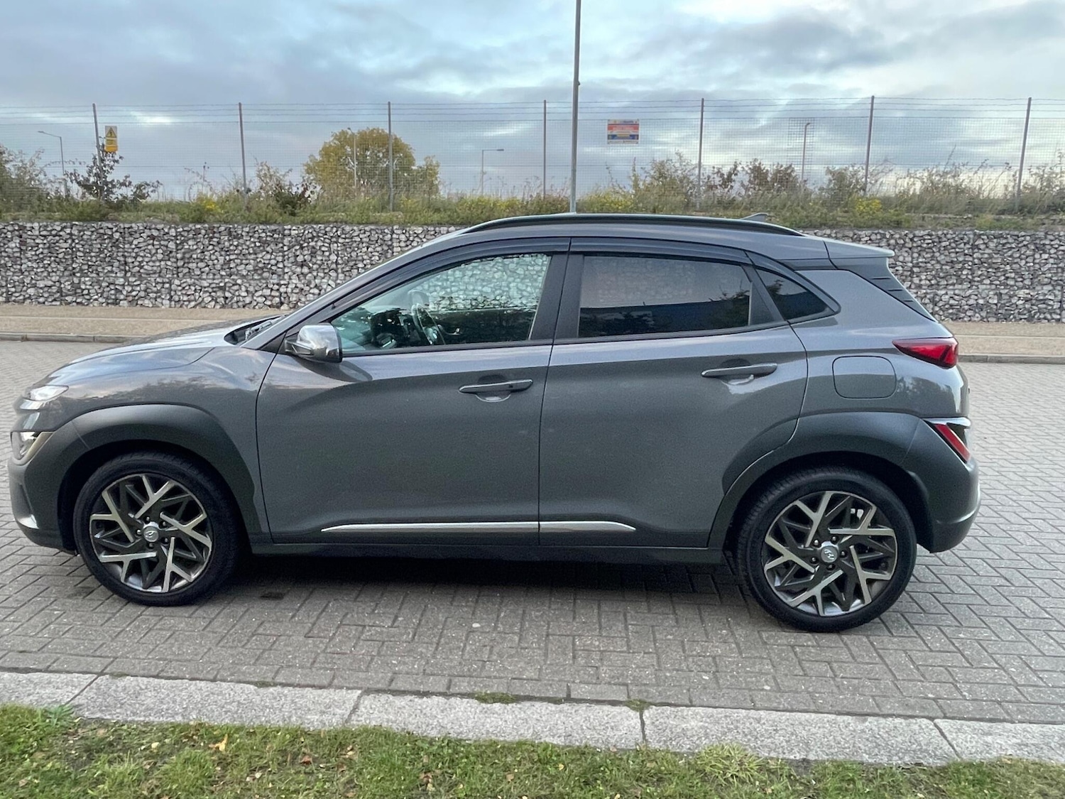 Used Hyundai KONA 2021 for sale - 77637940: Photo 4