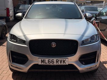 Used Jaguar F-Pace 2016 for sale - 78988780: Photo