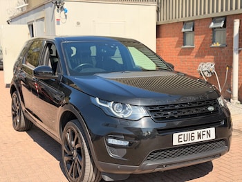 Used Land Rover Discovery Sport 2016 for sale - 79224499: Photo