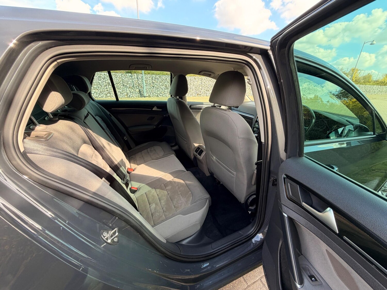 Used Volkswagen Golf 2013 for sale - 76109897: Photo 28