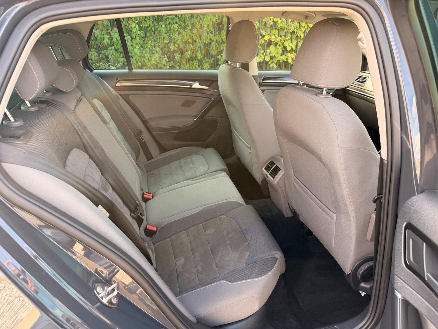 Used Volkswagen Golf 2013 for sale - 76109897: Photo 37