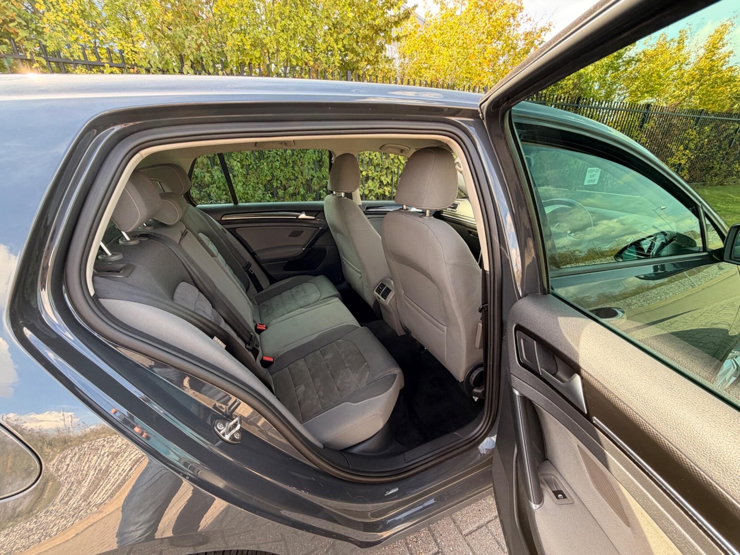 Used Volkswagen Golf 2013 for sale - 76109897: Photo 44