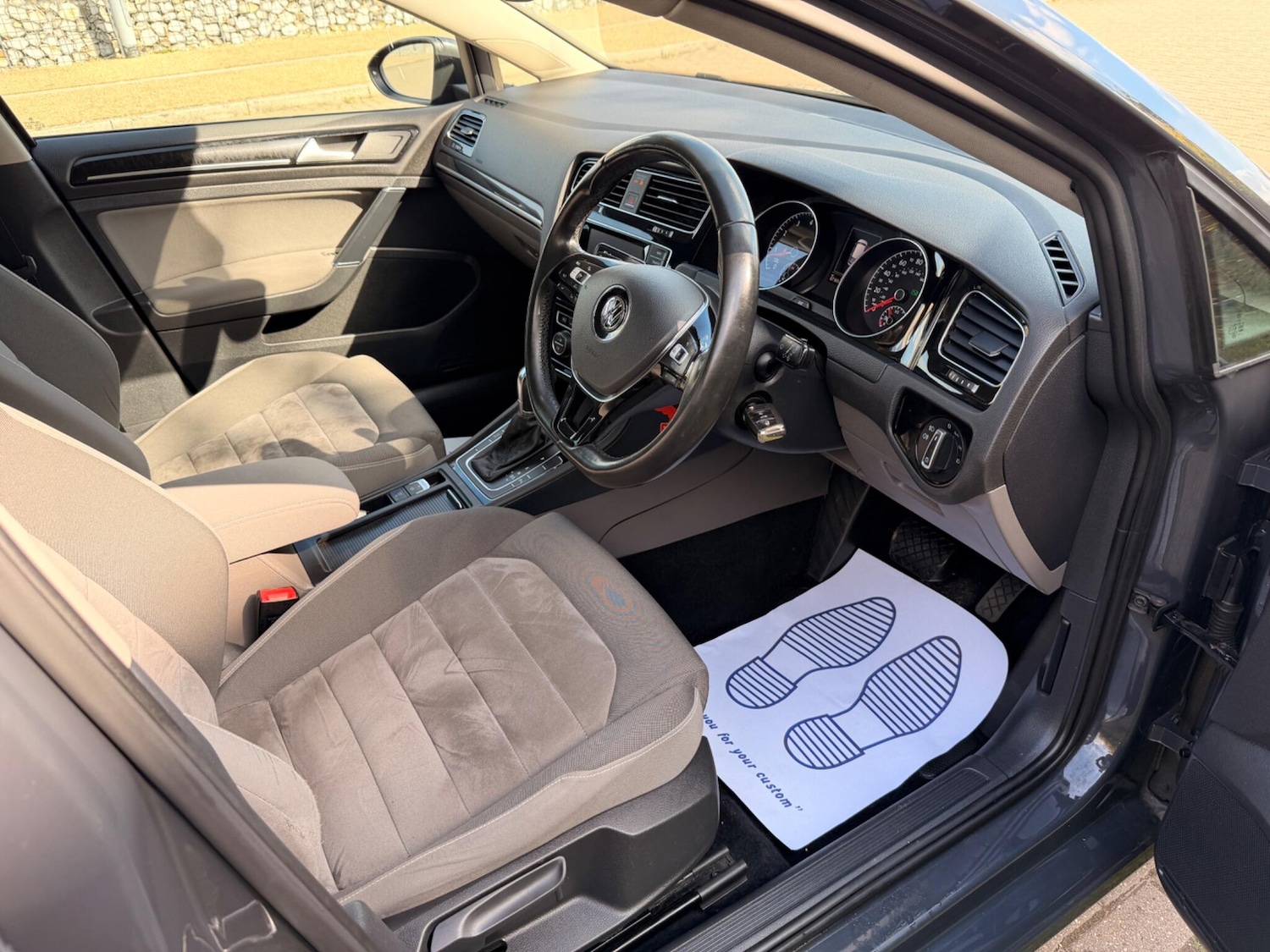 Used Volkswagen Golf 2013 for sale - 76109897: Photo 7