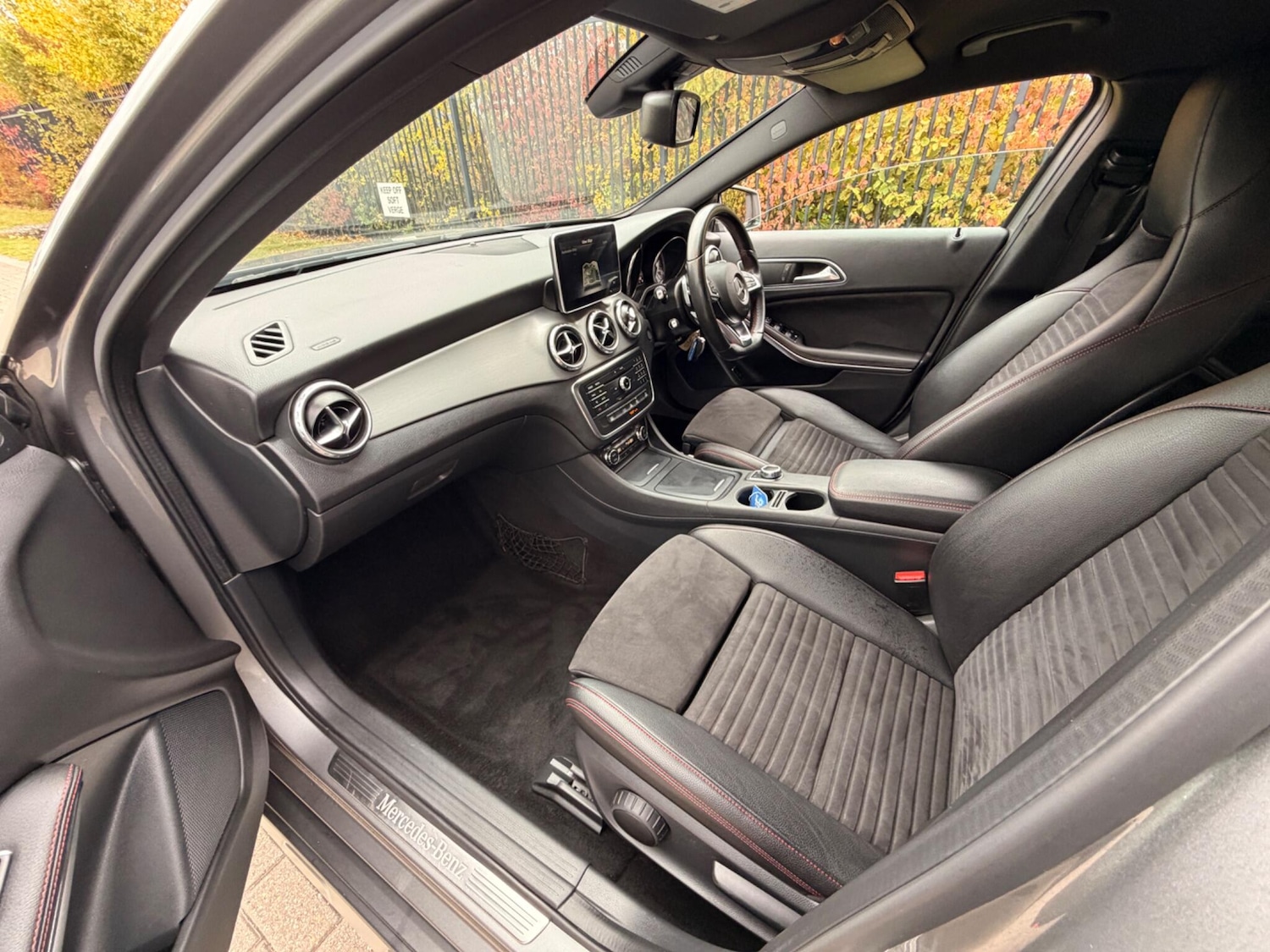 Used Mercedes-Benz GLA 2016 for sale - 76269625: Photo 31