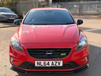 Used Volvo V40 2014 for sale - 76522187: Photo