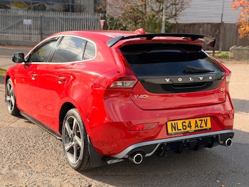 Used Volvo V40 2014 for sale - 76522187: Photo