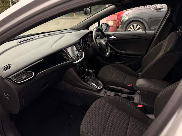 Used Vauxhall Astra 2017 for sale - 76226363: Photo 19