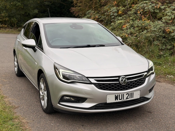 Used Vauxhall Astra 2017 for sale - 76226363: Photo 1