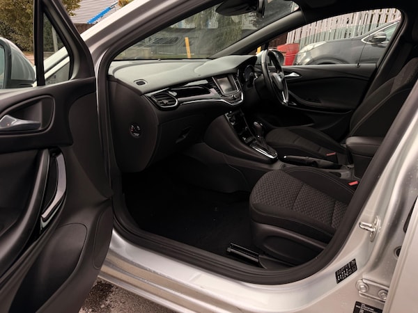 Used Vauxhall Astra 2017 for sale - 76226363: Photo 21