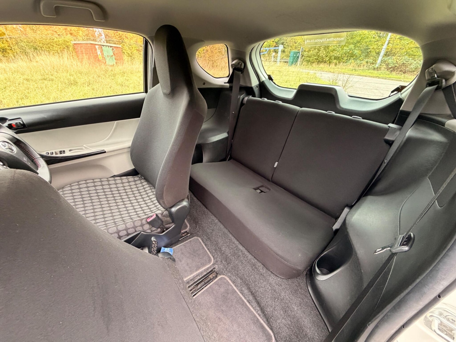 Used Toyota IQ 2011 for sale - 76314602: Photo 12