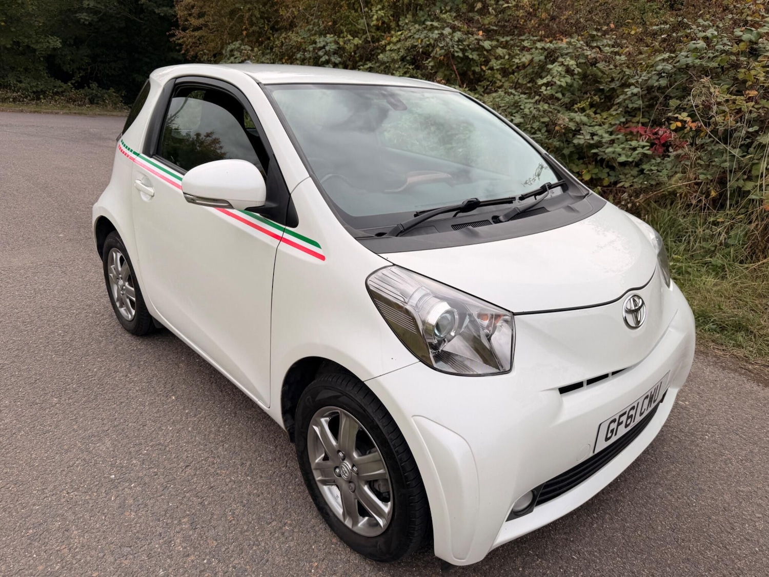 Used Toyota IQ 2011 for sale - 76314602: Photo 14