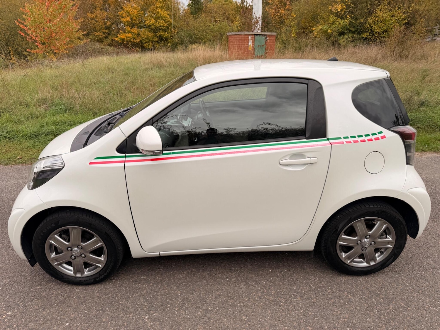 Used Toyota IQ 2011 for sale - 76314602: Photo 20