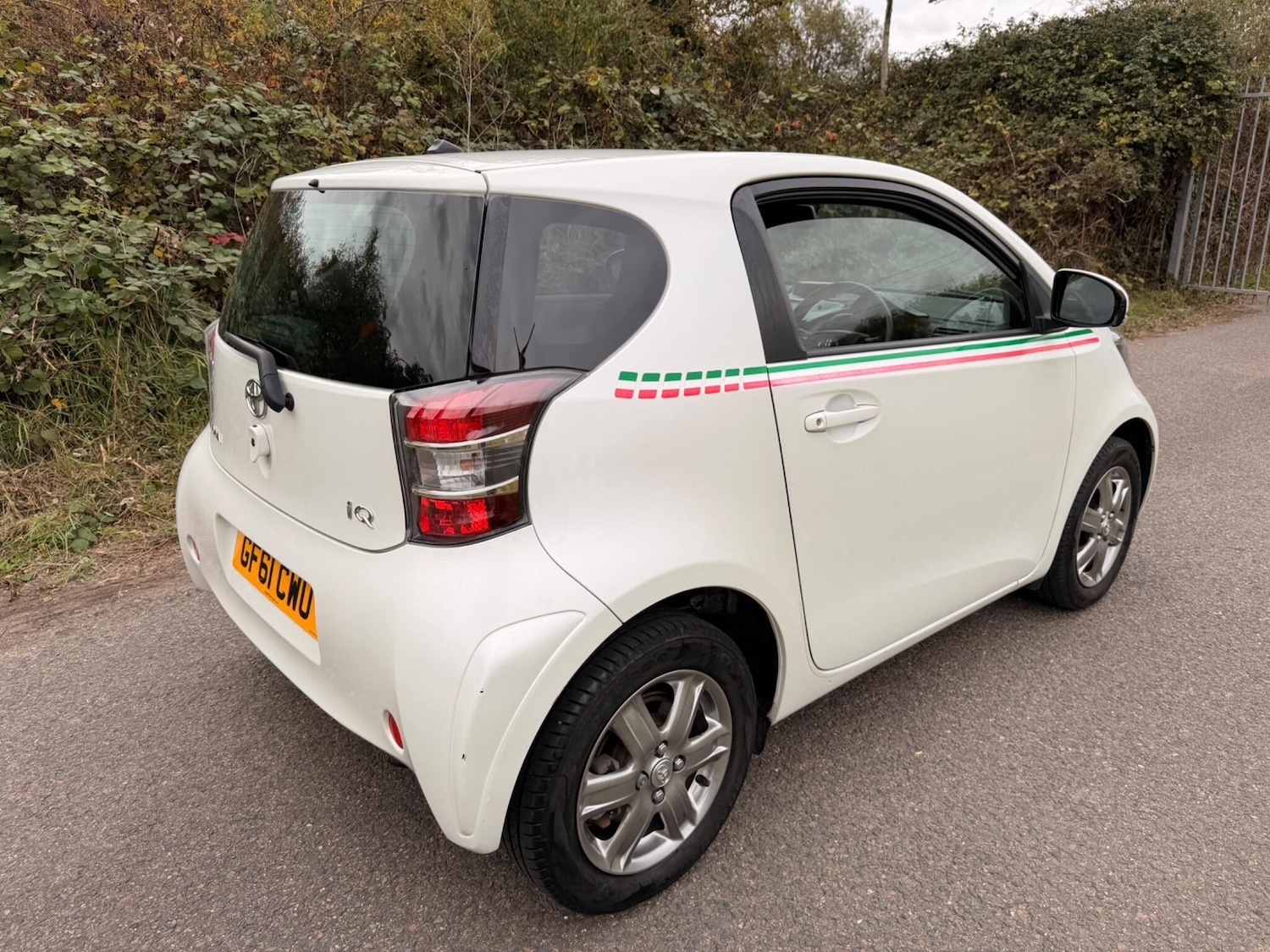 Used Toyota IQ 2011 for sale - 76314602: Photo 22