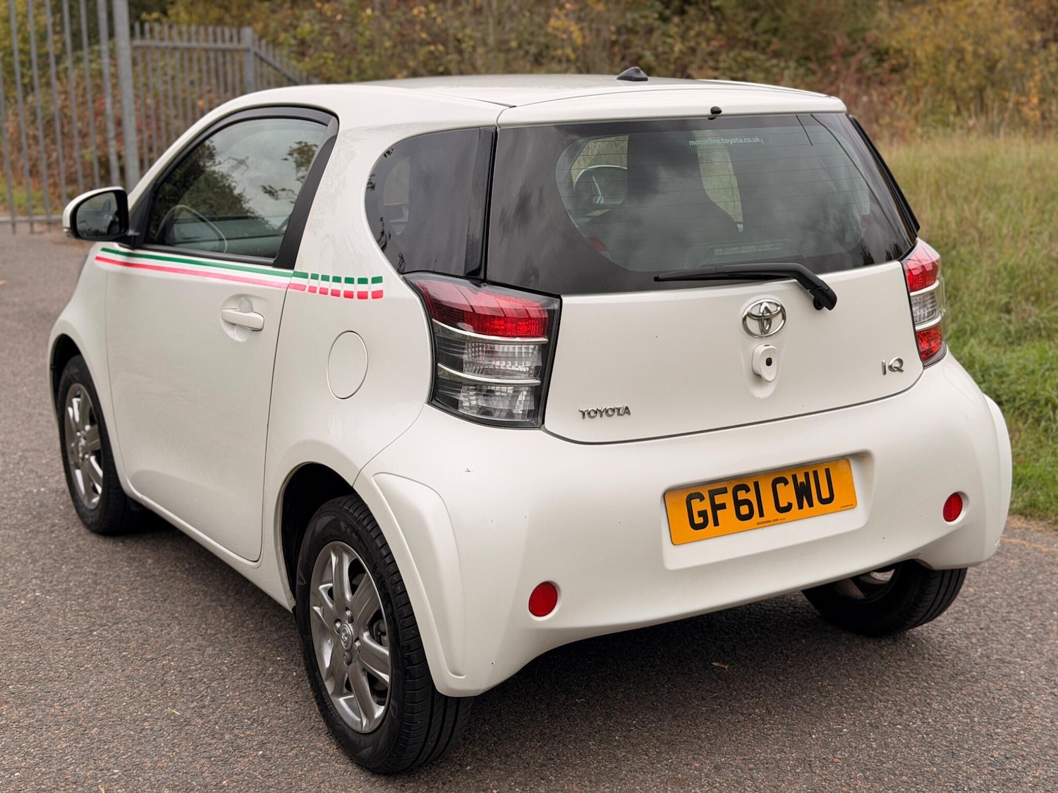 Used Toyota IQ 2011 for sale - 76314602: Photo 4