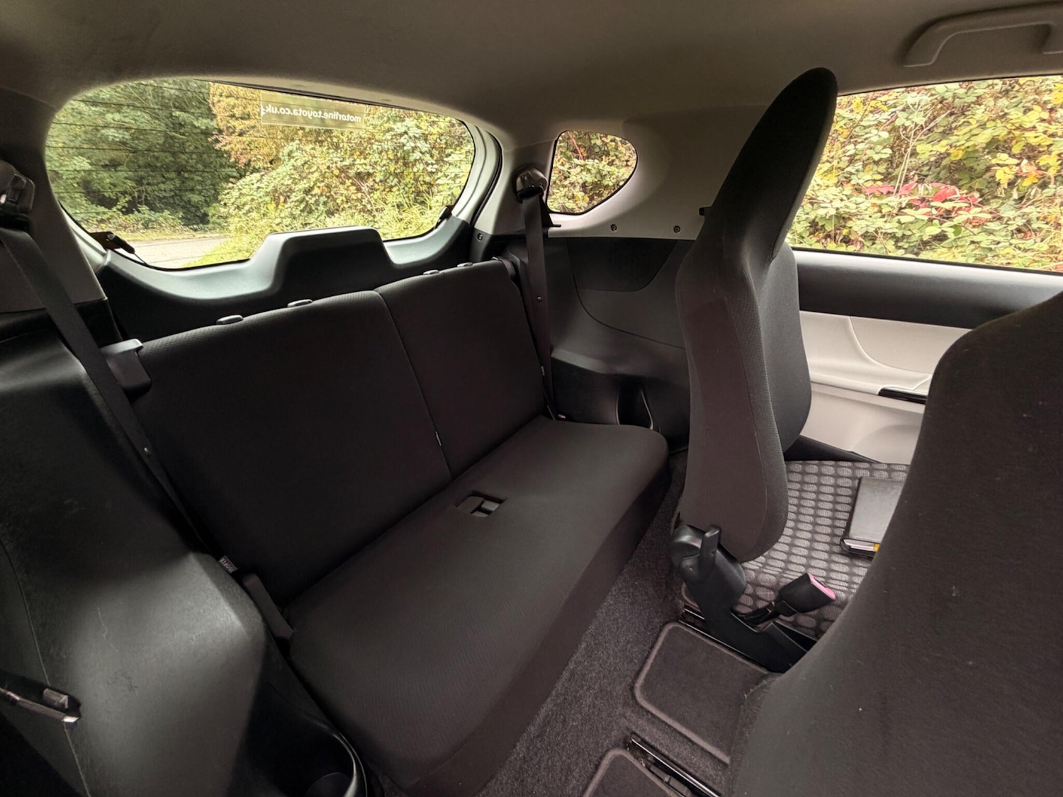 Used Toyota IQ 2011 for sale - 76314602: Photo 9