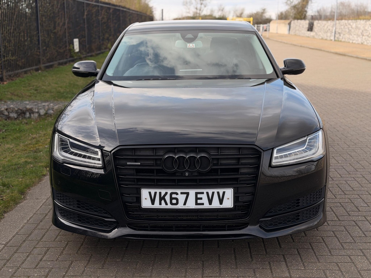 Used Audi A8 2017 for sale - 77823993: Photo 2