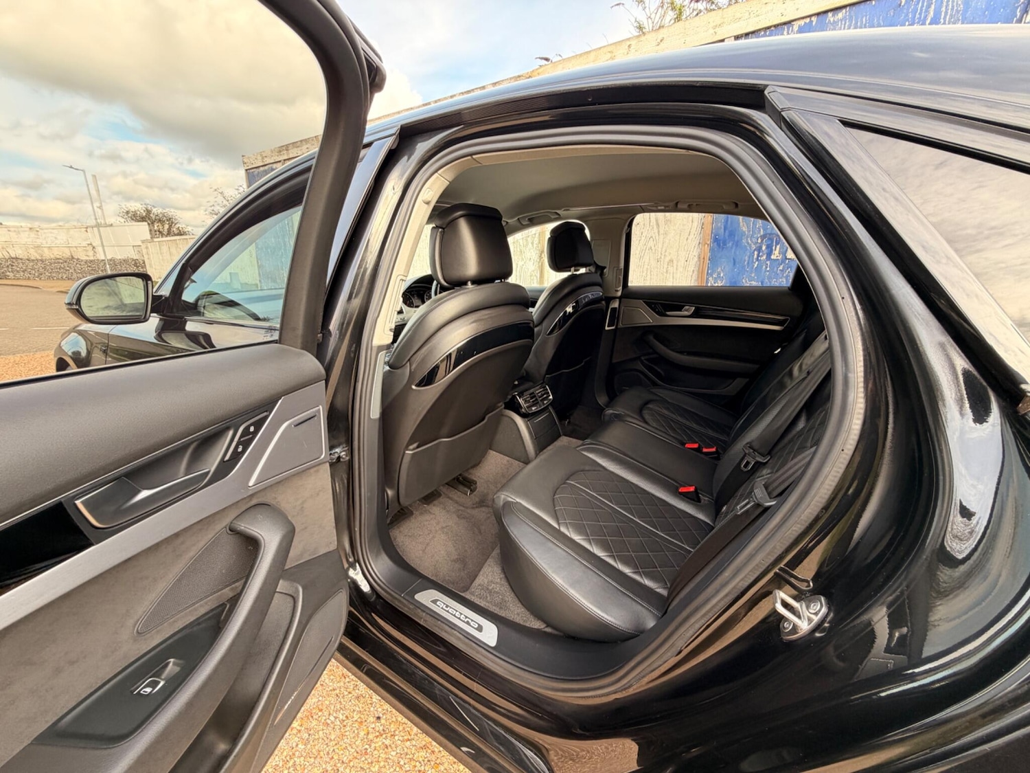 Used Audi A8 2017 for sale - 77823993: Photo 22