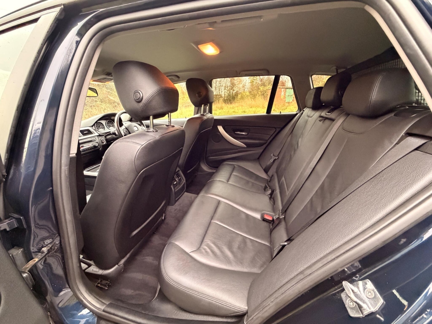 Used BMW 3 Series 2015 for sale - 76608163: Photo 26