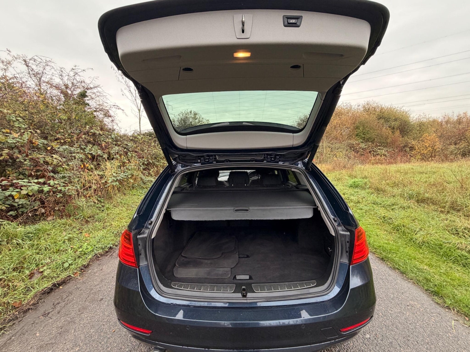 Used BMW 3 Series 2015 for sale - 76608163: Photo 35