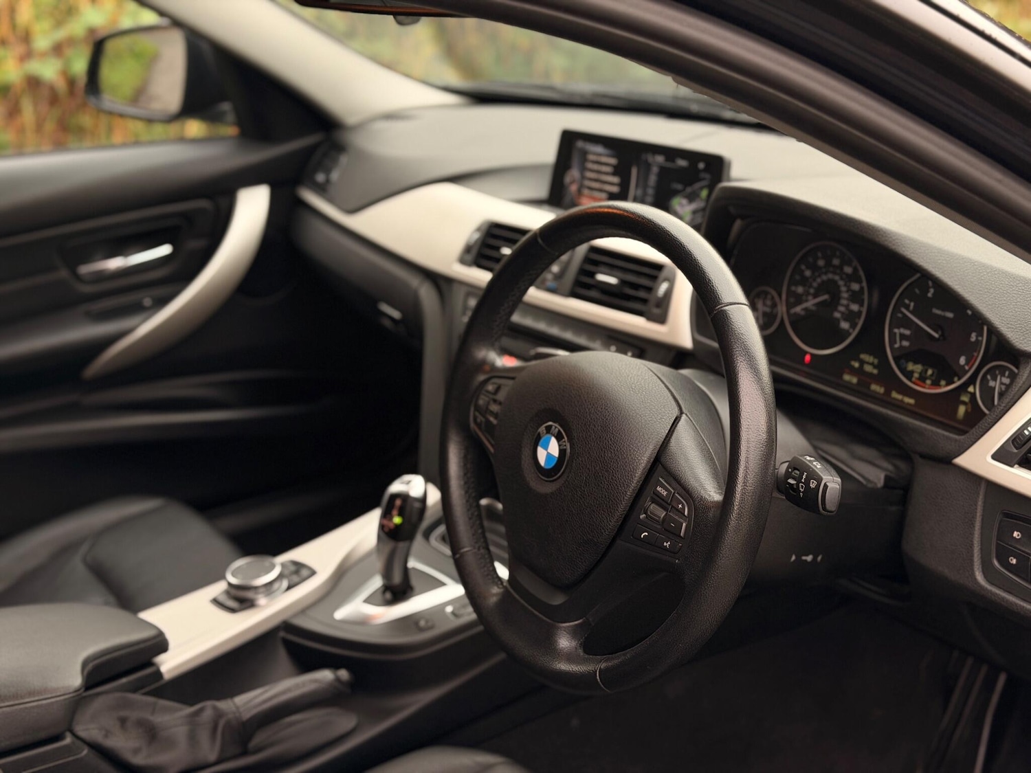 Used BMW 3 Series 2015 for sale - 76608163: Photo 8