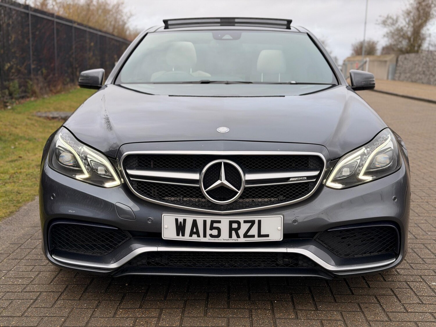 Used Mercedes-Benz E Class 2015 for sale - 77425882: Photo 25