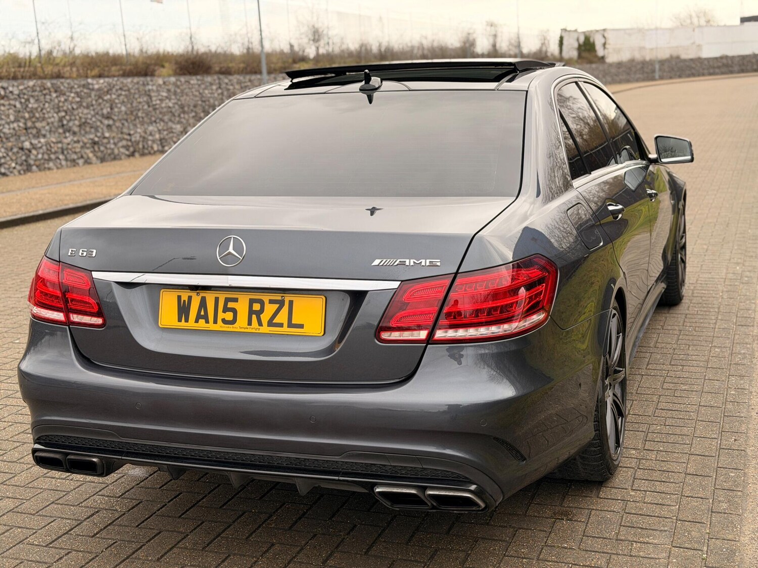 Used Mercedes-Benz E Class 2015 for sale - 77425882: Photo 30