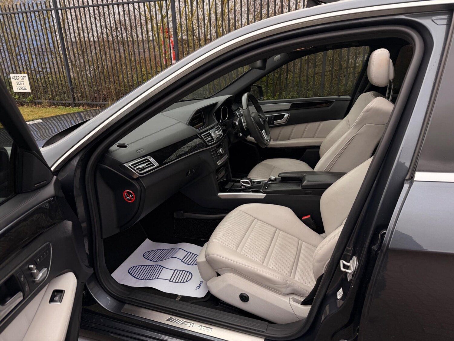 Used Mercedes-Benz E Class 2015 for sale - 77425882: Photo 35