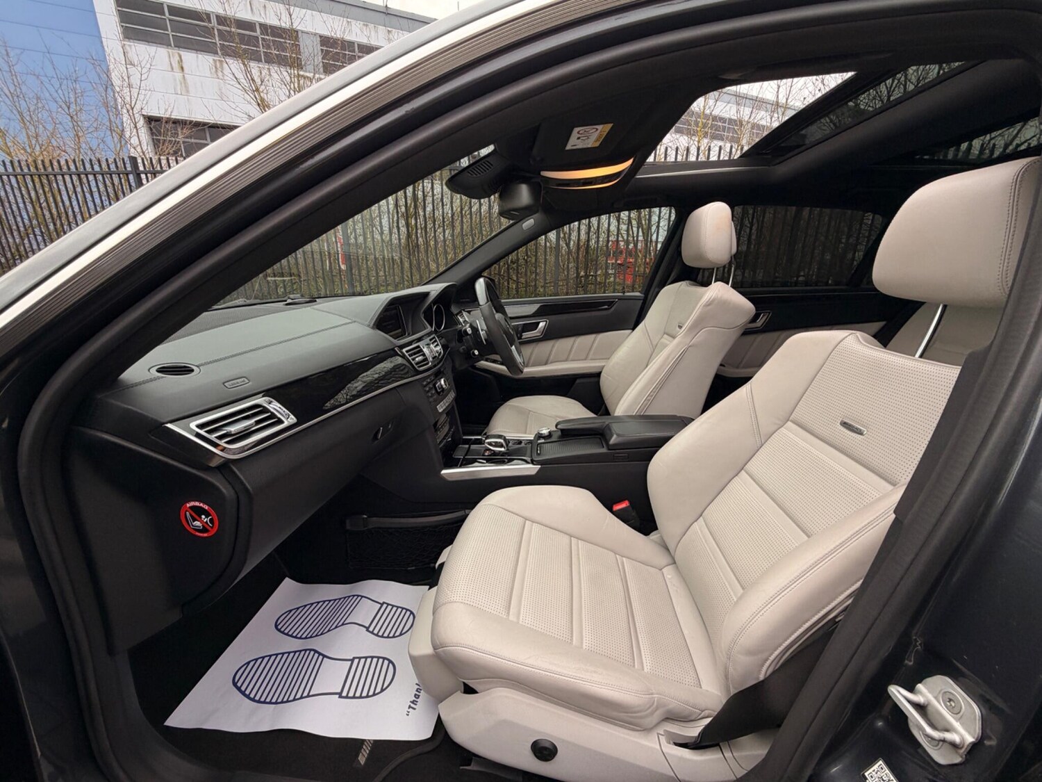 Used Mercedes-Benz E Class 2015 for sale - 77425882: Photo 40