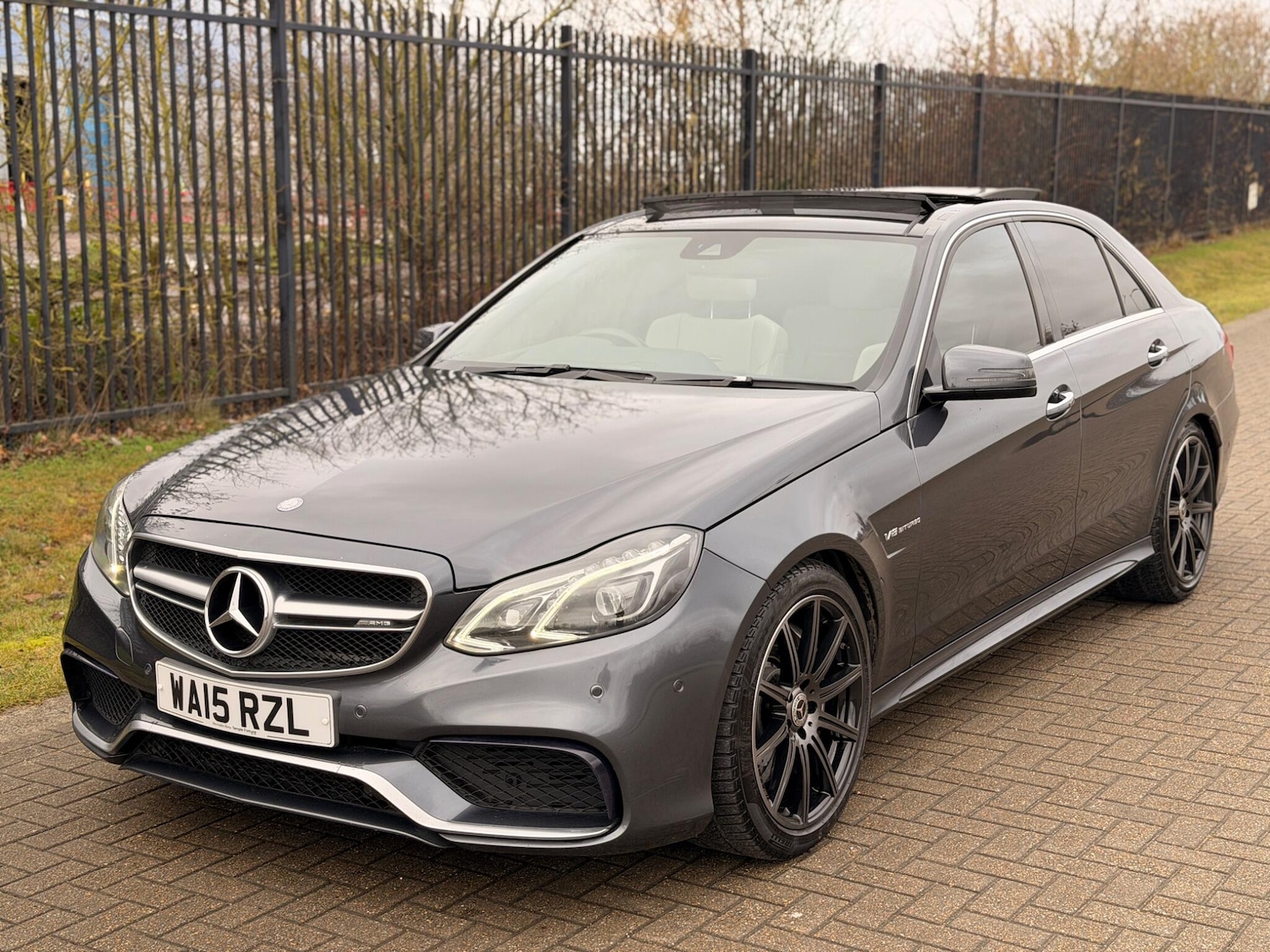 Used Mercedes-Benz E Class 2015 for sale - 77425882: Photo 8