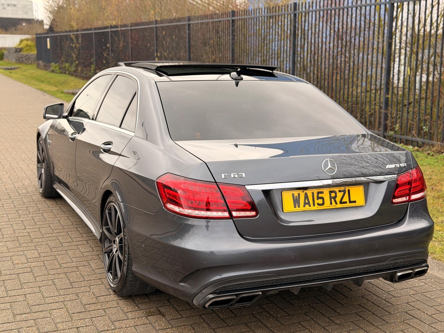 Used Mercedes-Benz E Class 2015 for sale - 77425882: Photo 9