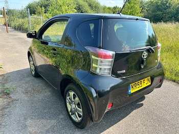 Used Toyota IQ 2009 for sale - 78830272: Photo