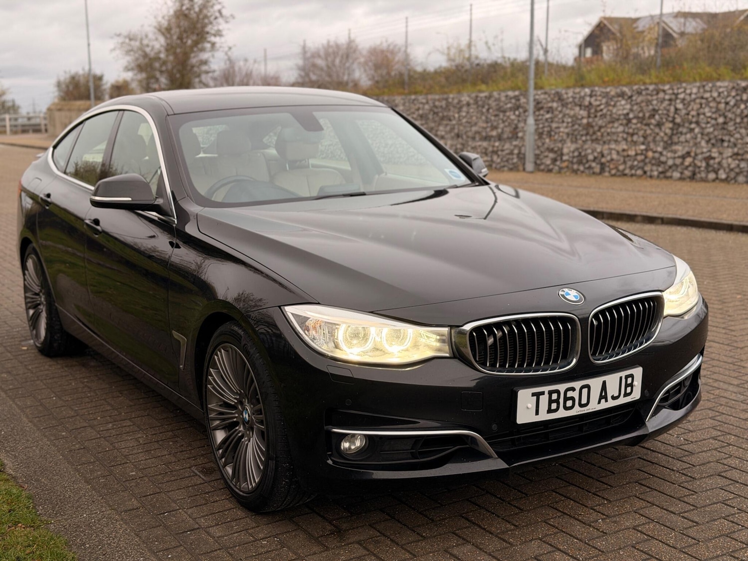 Used BMW 3 Series 2013 for sale - 76667124: Photo 1