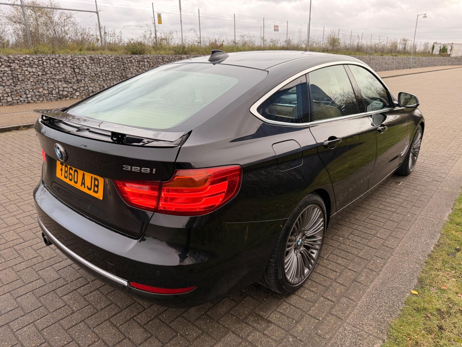 Used BMW 3 Series 2013 for sale - 76667124: Photo 24