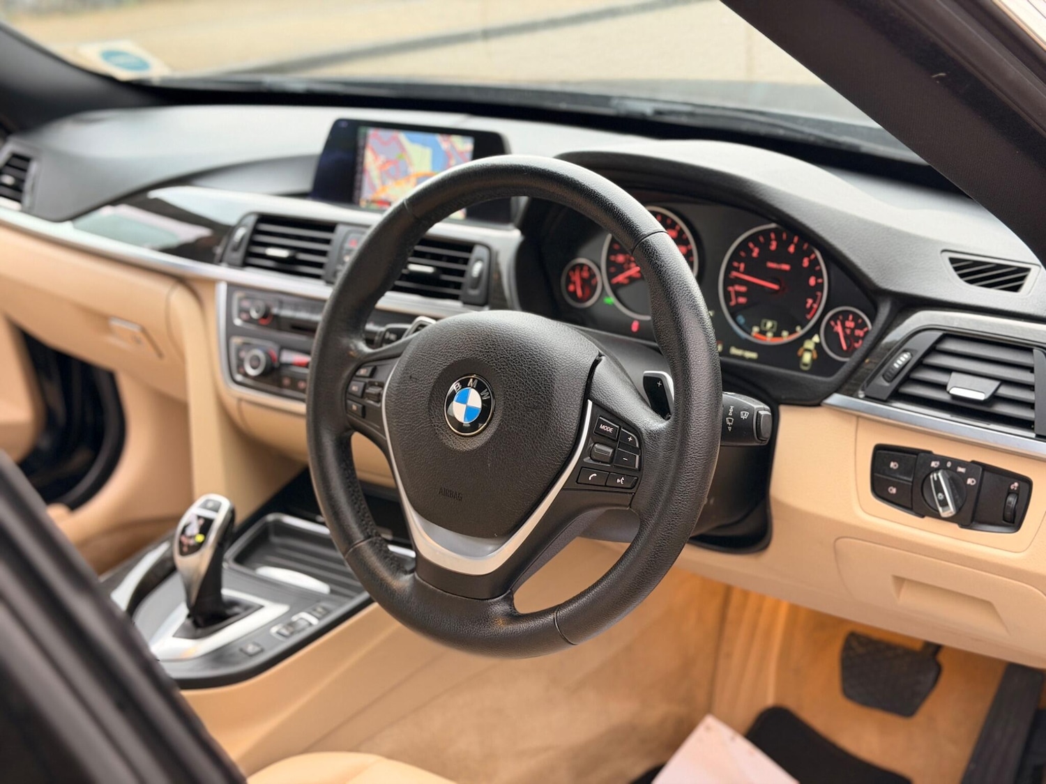 Used BMW 3 Series 2013 for sale - 76667124: Photo 39