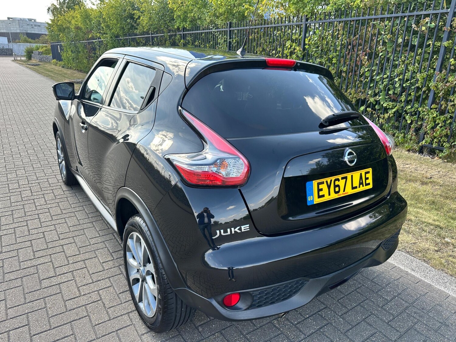 Vehicle 28