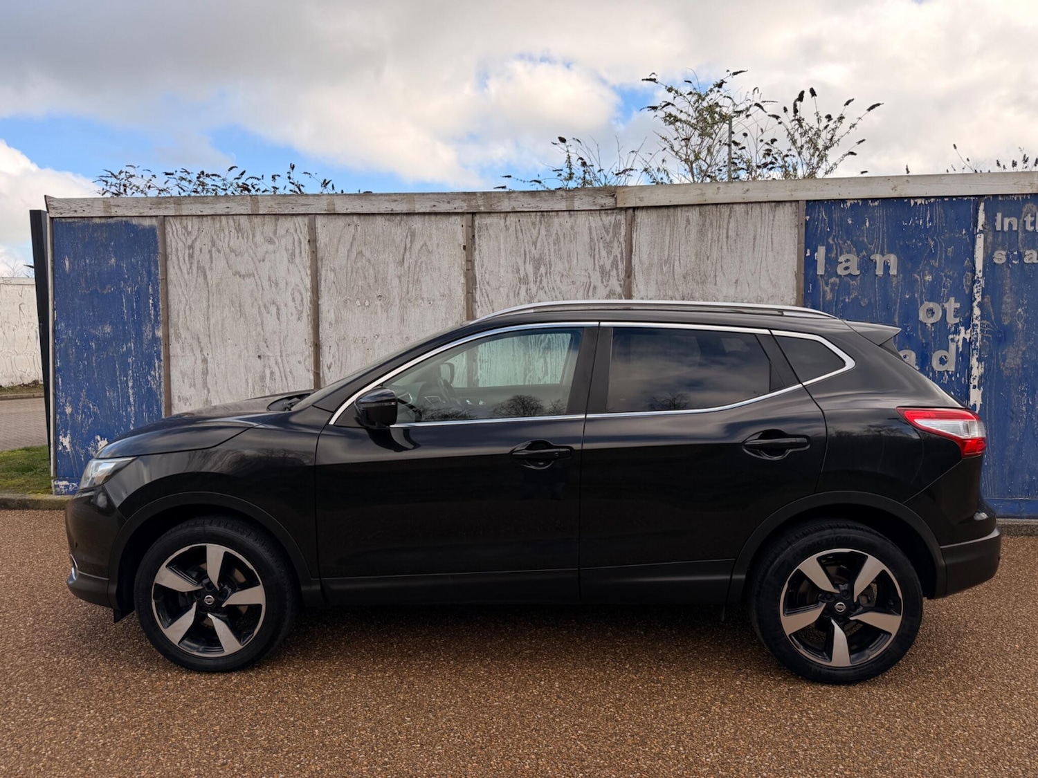 Used Nissan Qashqai for sale - 77670767: Photo 30