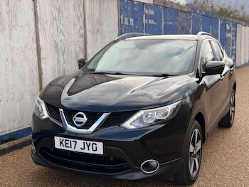 Used Nissan Qashqai 2017 for sale - 77670767: Photo