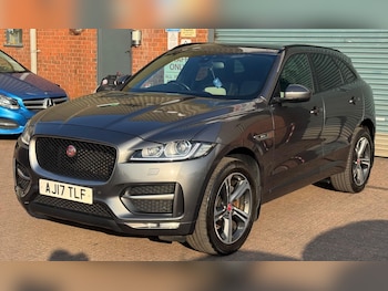 Used Jaguar F-Pace 2017 for sale - 79337085: Photo